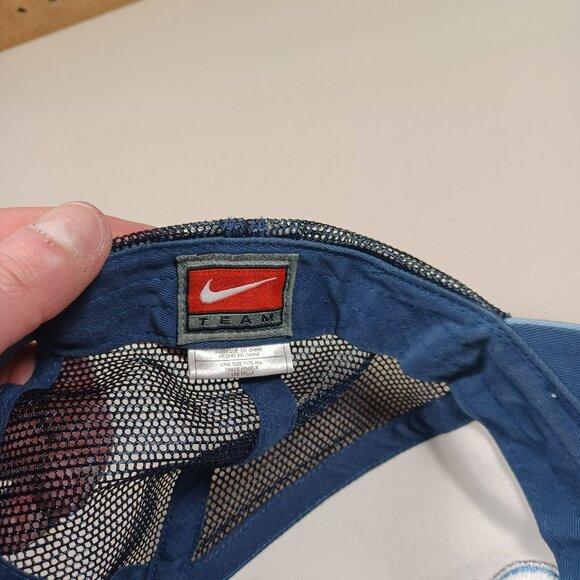 Nike mens North Carolina Tarheels mesh strapback team hat - Picture 4 of 4